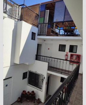 Alto Chinchorro Hostel